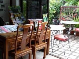 The Red Hibicus Guest House Chiang Mai Eksteriør bilde